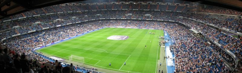 Estadio_Santiago_Bernabéu_(01)