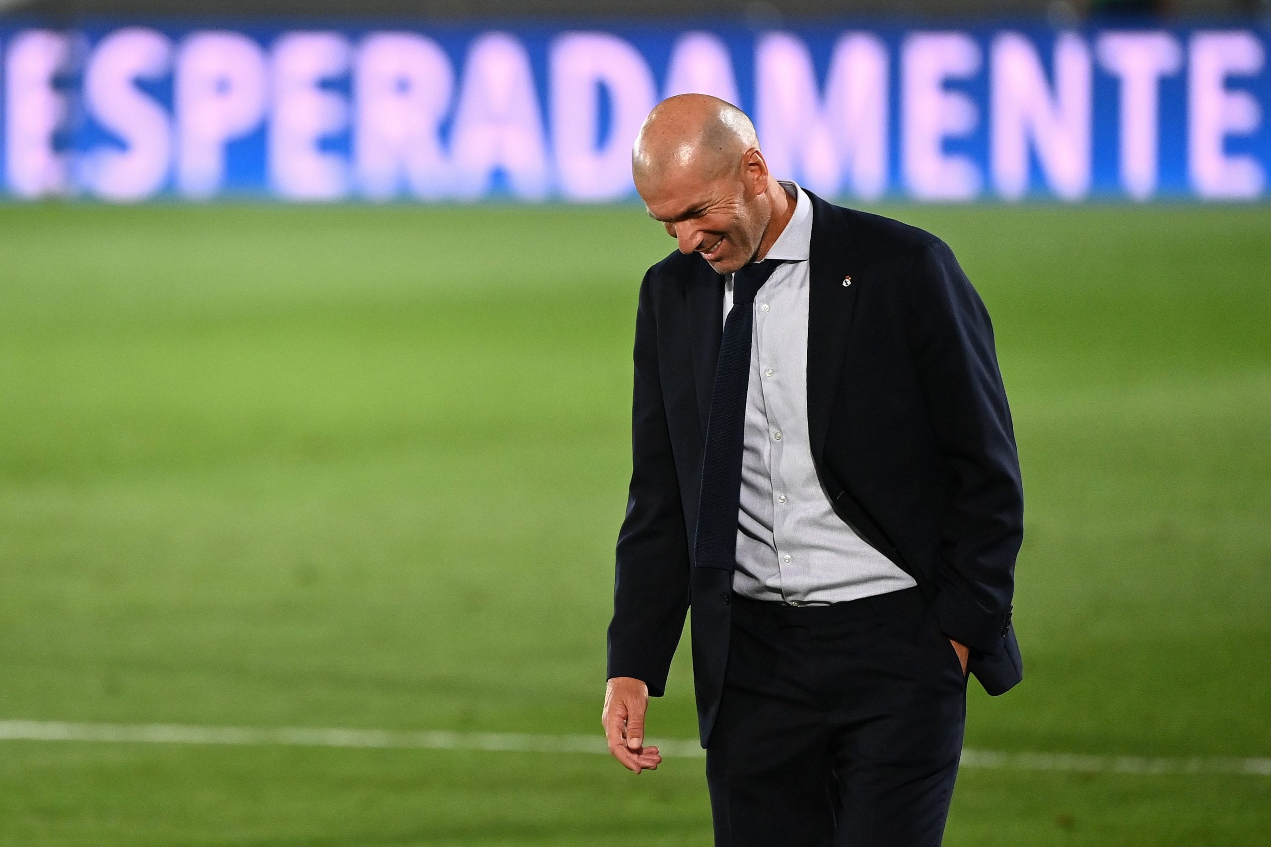A vueltas con el once de Zidane en Granada