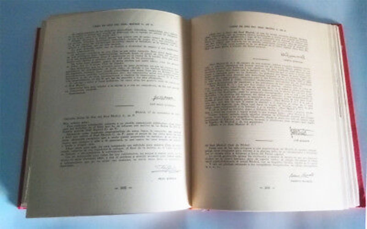 El Real Madrid en su Libro de Oro (3)