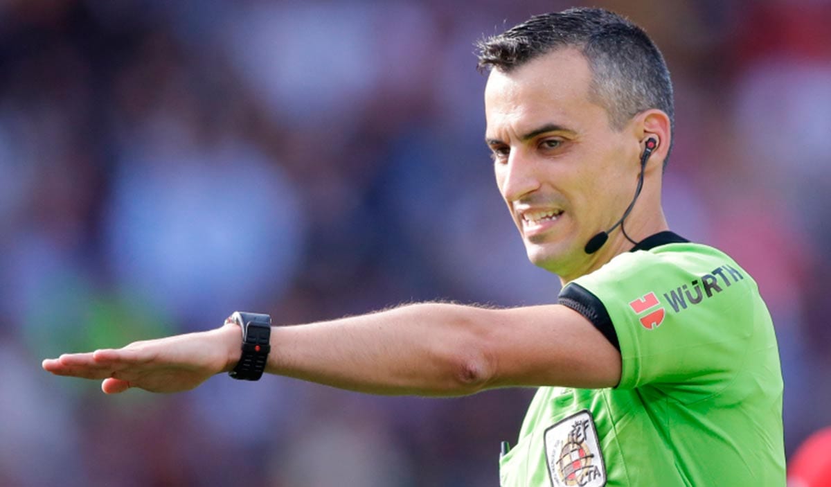 Santiago Jaime Latre en el Real Madrid-Cádiz