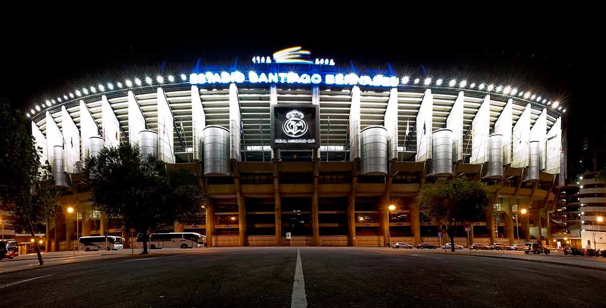 Un Bernabéu huérfano de alma