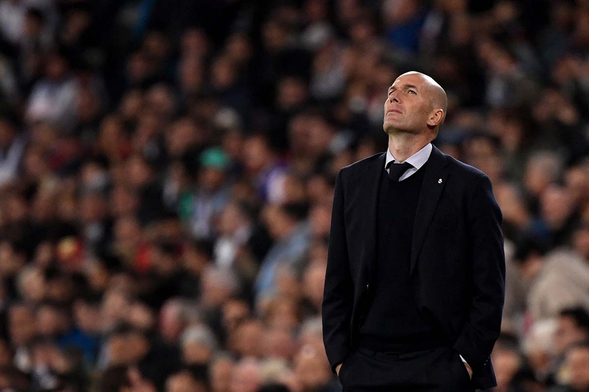 Zidane pensativo
