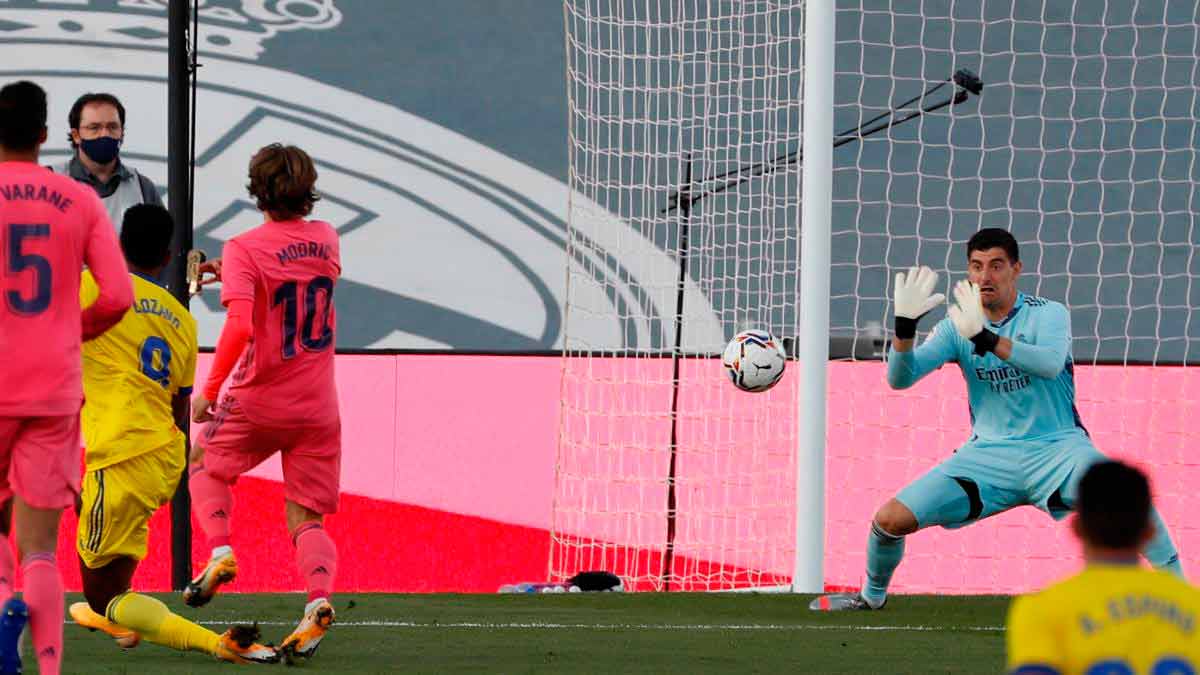Las notas del Real Madrid, 0 - Cádiz, 1