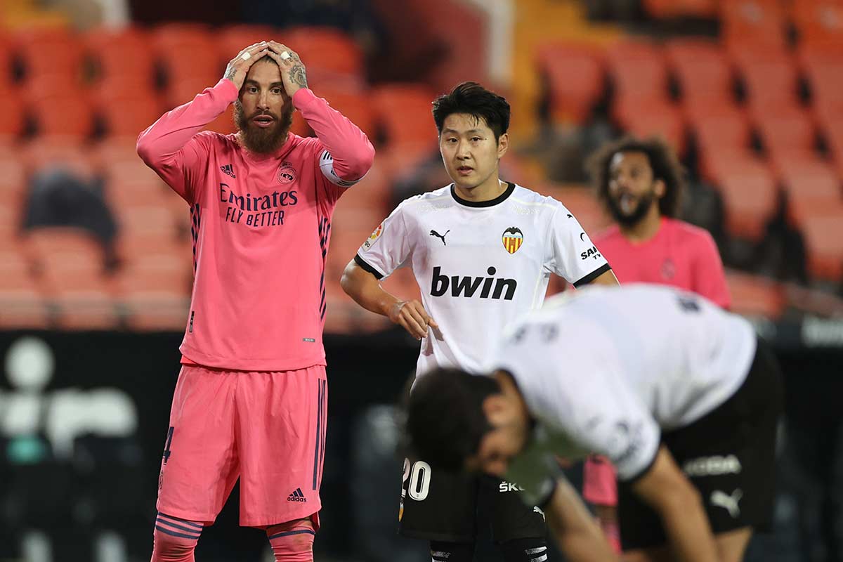 Valencia, 4 - Real Madrid, 1: Esperpento calamitoso