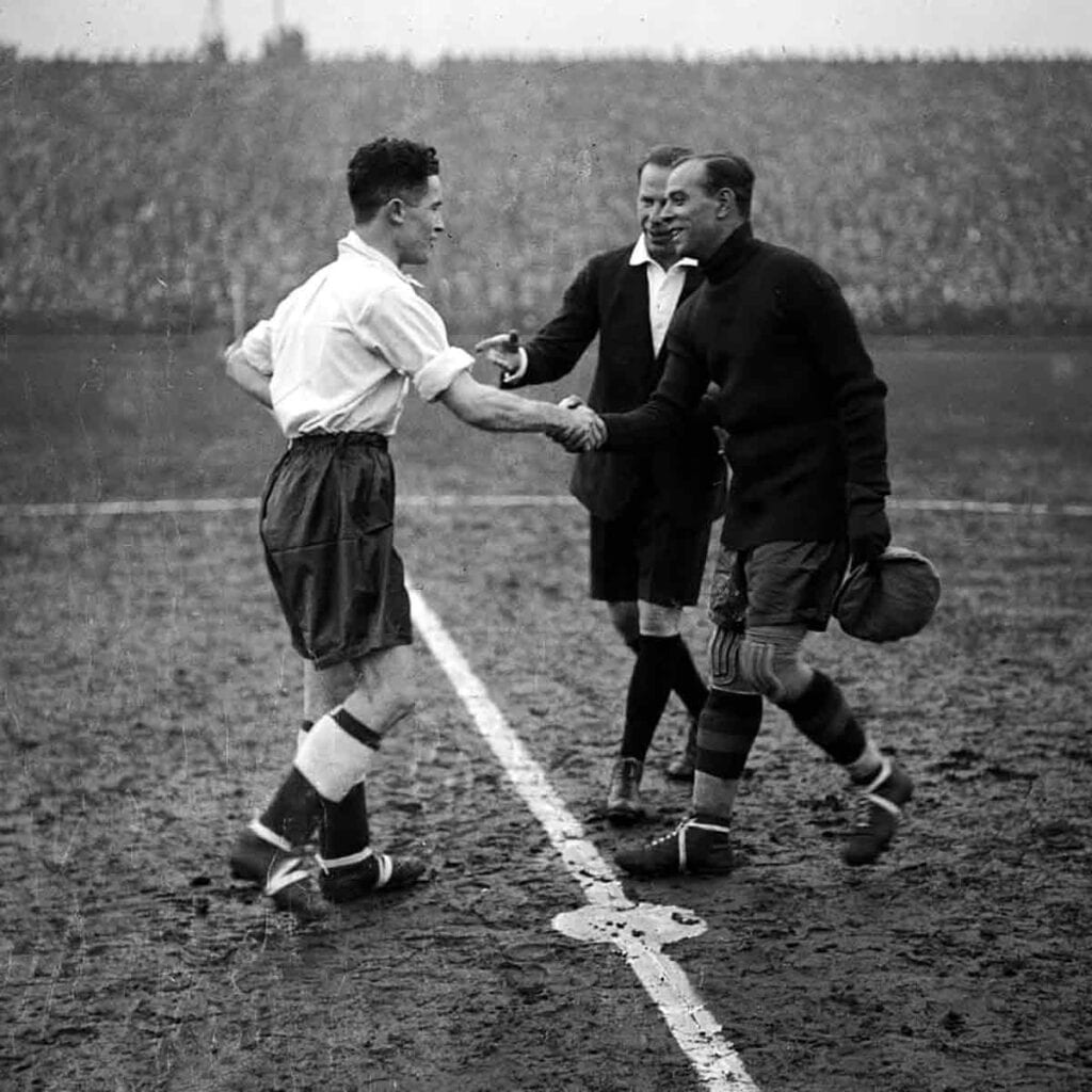 Guardarredes ilustres Ricardo Zamora La Galerna