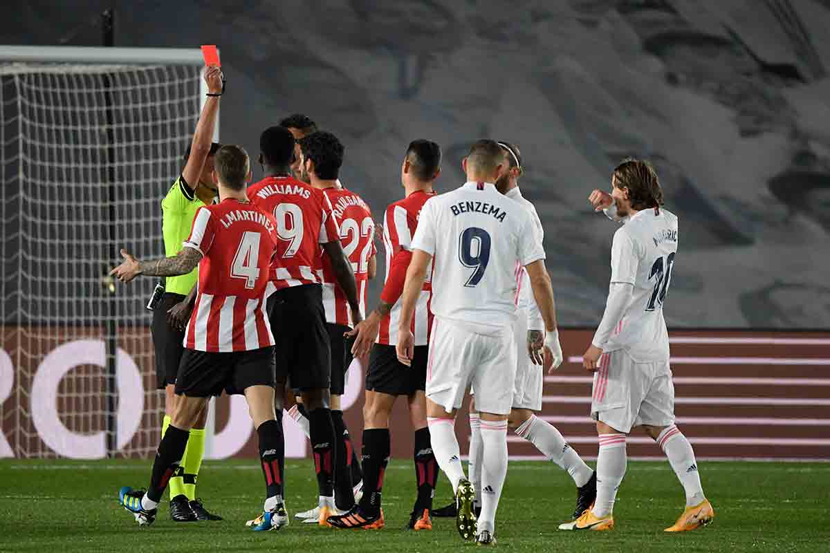 Gil Manzano en el Elche, 0 - Real Madrid, 3