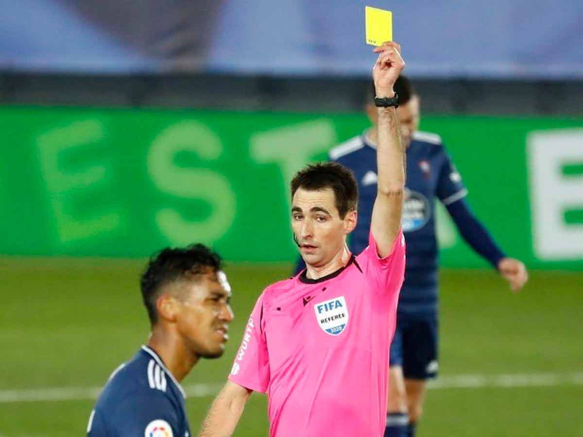 De Burgos Bengoetxea en el Real Madrid - Celta de Vigo