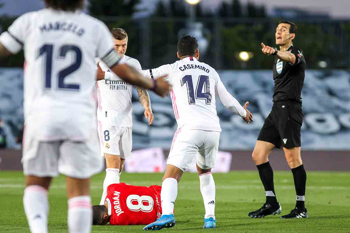 Real Madrid, 2 - Sevilla, 2: Robo al Madrid