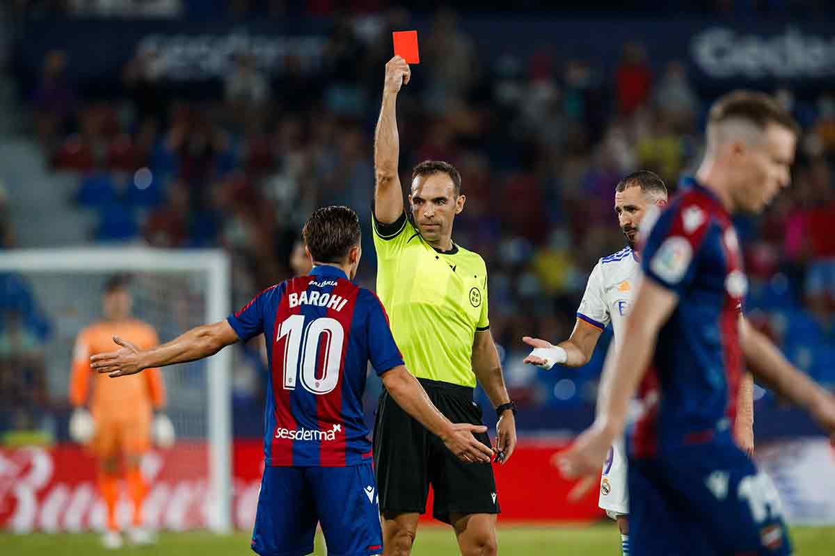 Cuadra Fernández en el Levante - Real Madrid