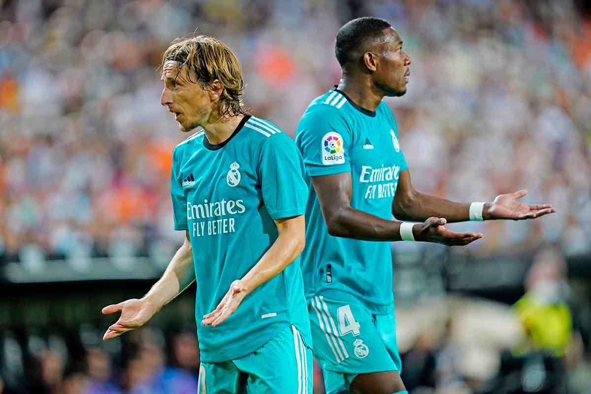 El Madrid, al borde del descenso