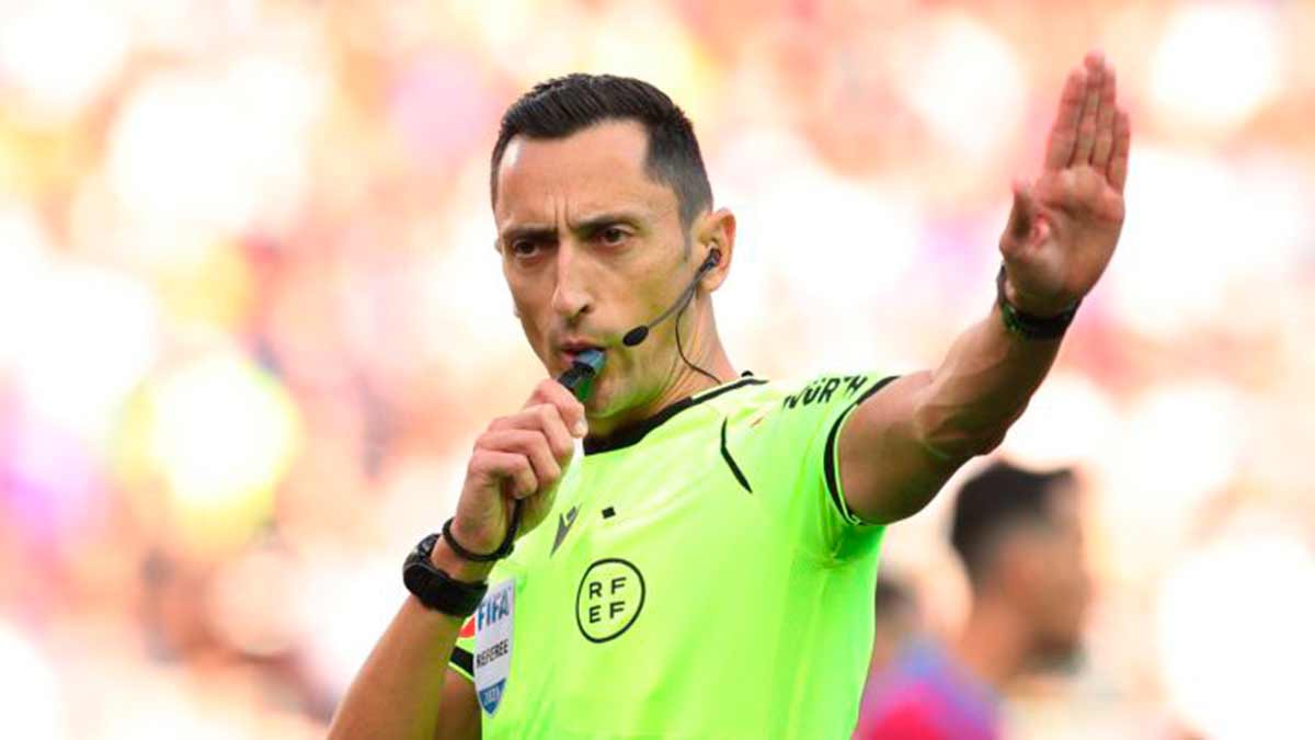 Sánchez Martínez en el Barcelona - Real Madrid