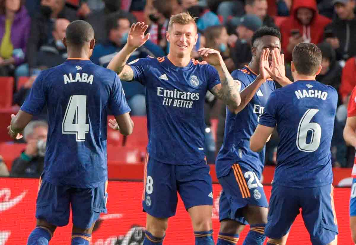 Granada, 1 - Real Madrid, 4: Va por ti, Escota
