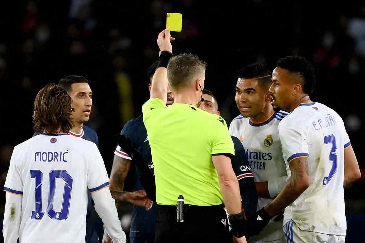 Daniele Orsato en el PSG, 1 - Real Madrid, 0
