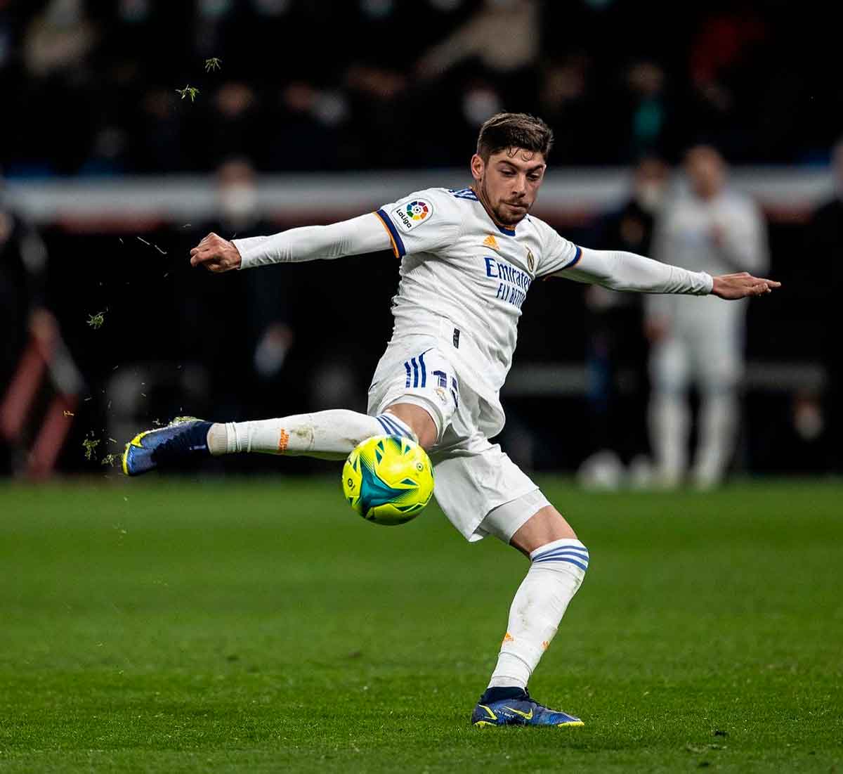 Valverde y el principio de Arquímedes