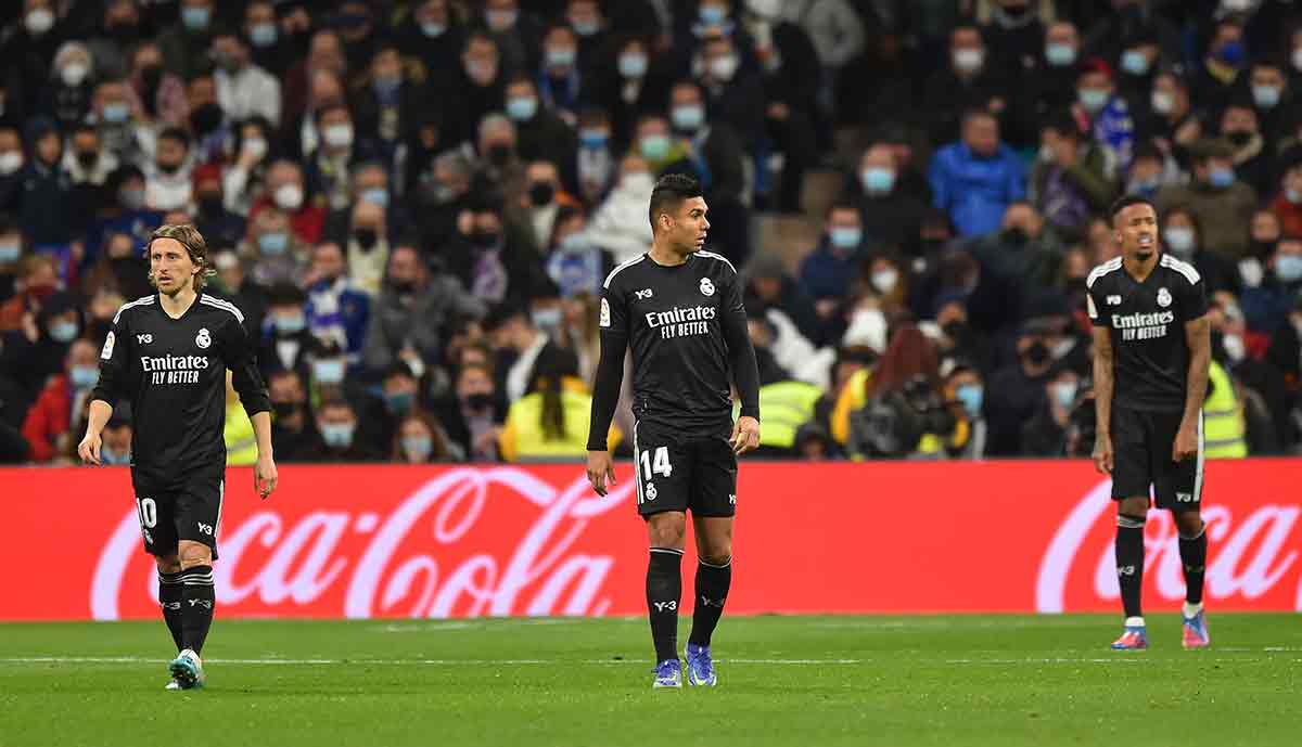 Real Madrid, 0 - Barcelona, 4: Catástrofe en el Bernabéu