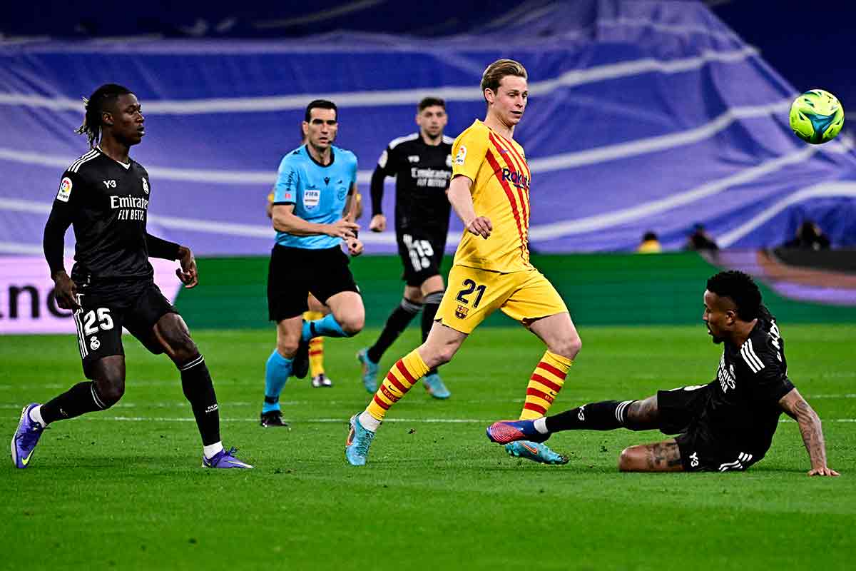 Martínez Munuera en el Real Madrid, 0 - Barcelona, 4
