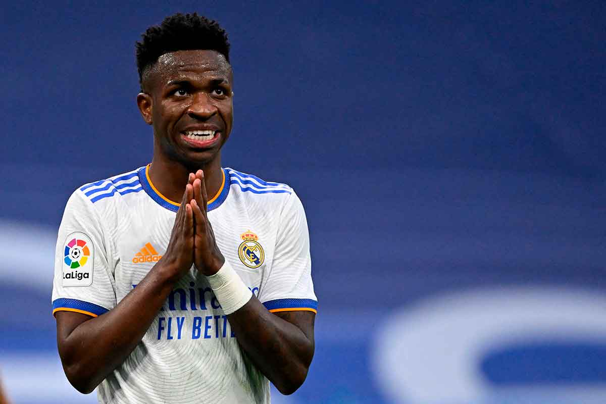 Vinícius en la UVI