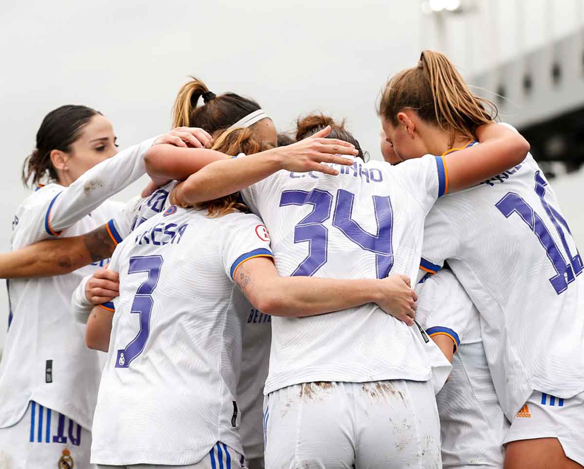 El Real Madrid femenino se lo juega todo en mayo