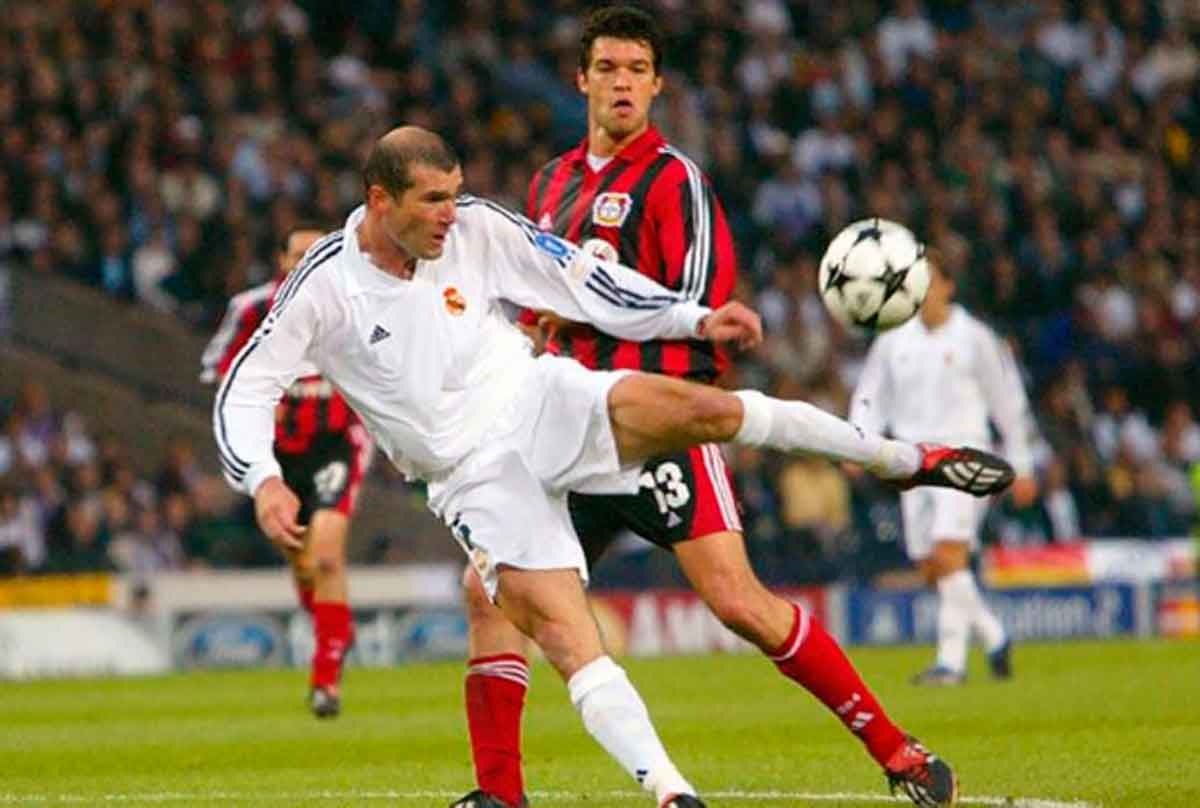 Volea Zidane 1
