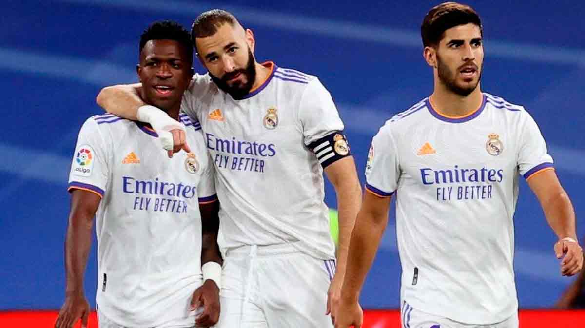 Cinco razones para no fichar a un delantero