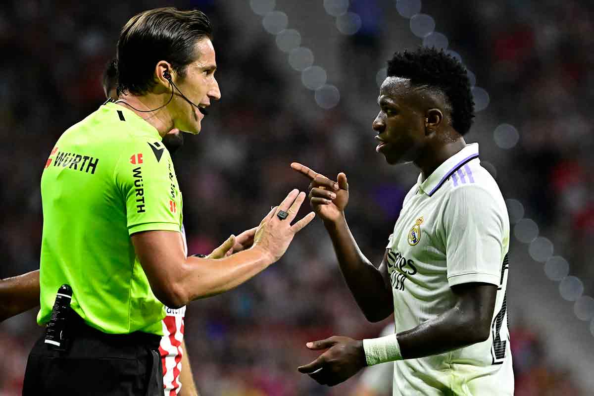 Munuera Montero en el Atlético de Madrid, 1 - Real Madrid, 2