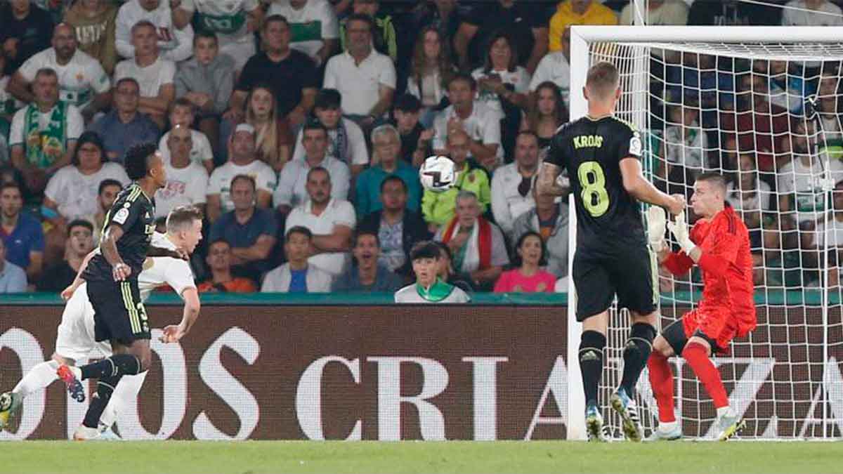 Lunin: hay portero
