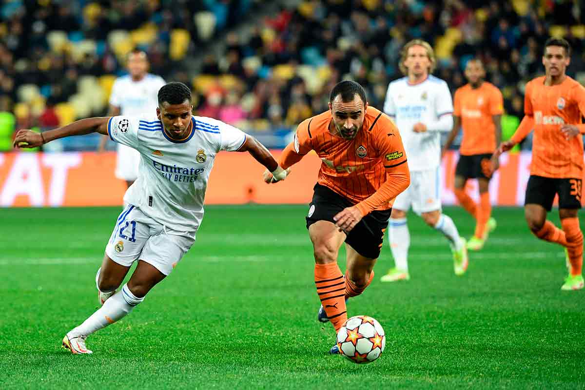 Objetivo Champions: pase a octavos y liderato