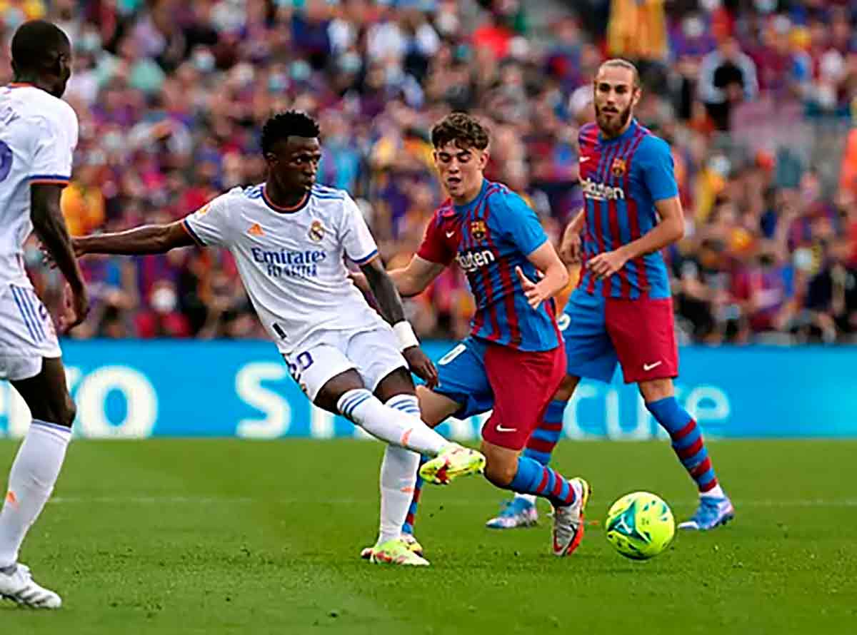 Vinicius 3 Gavi 2