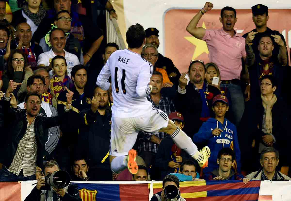 Bale celebración gol Mestalla 2014
