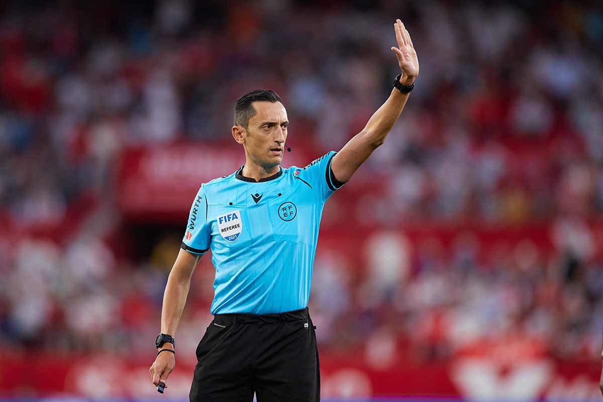¿Sabéis quién pita hoy al Barça?