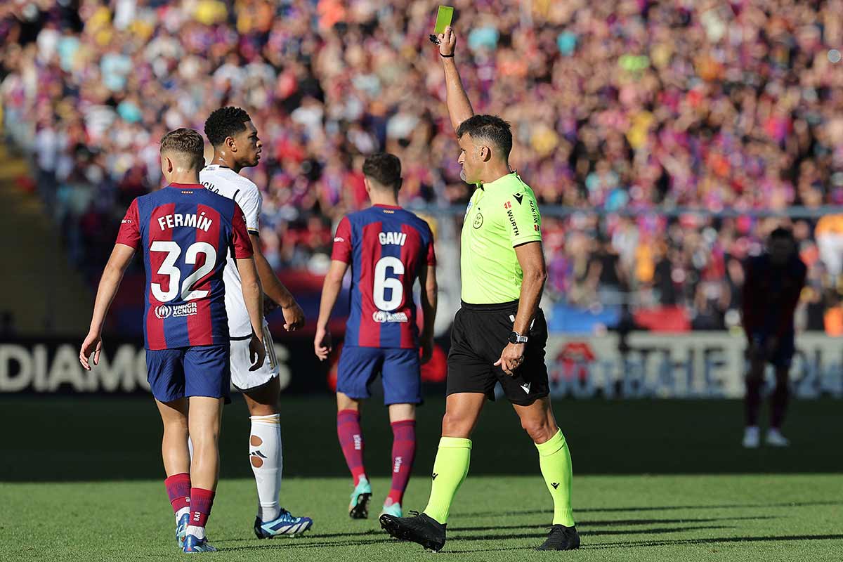 Gil Manzano en el Barcelona, 1 - Real Madrid, 2