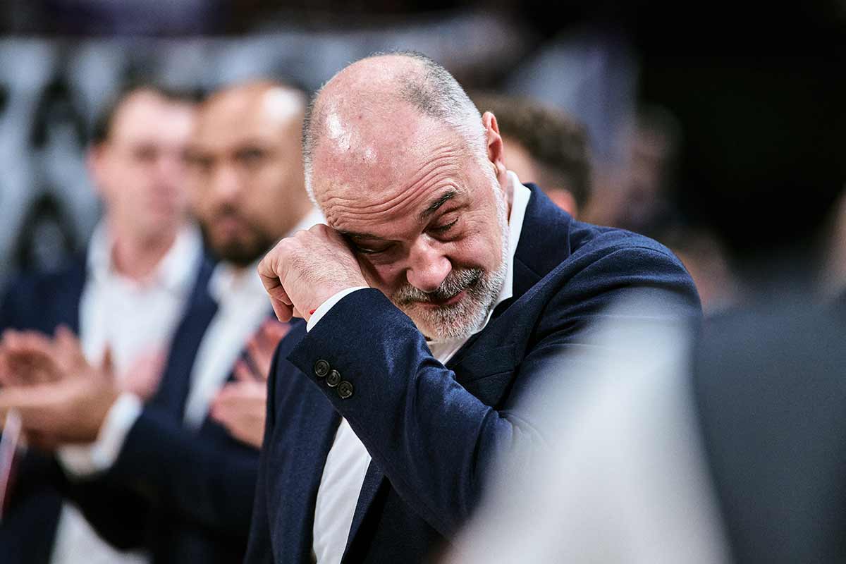 Pablo Laso llorando emocionado