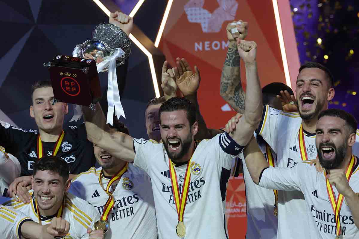4-1: Exhibición y Supercopa