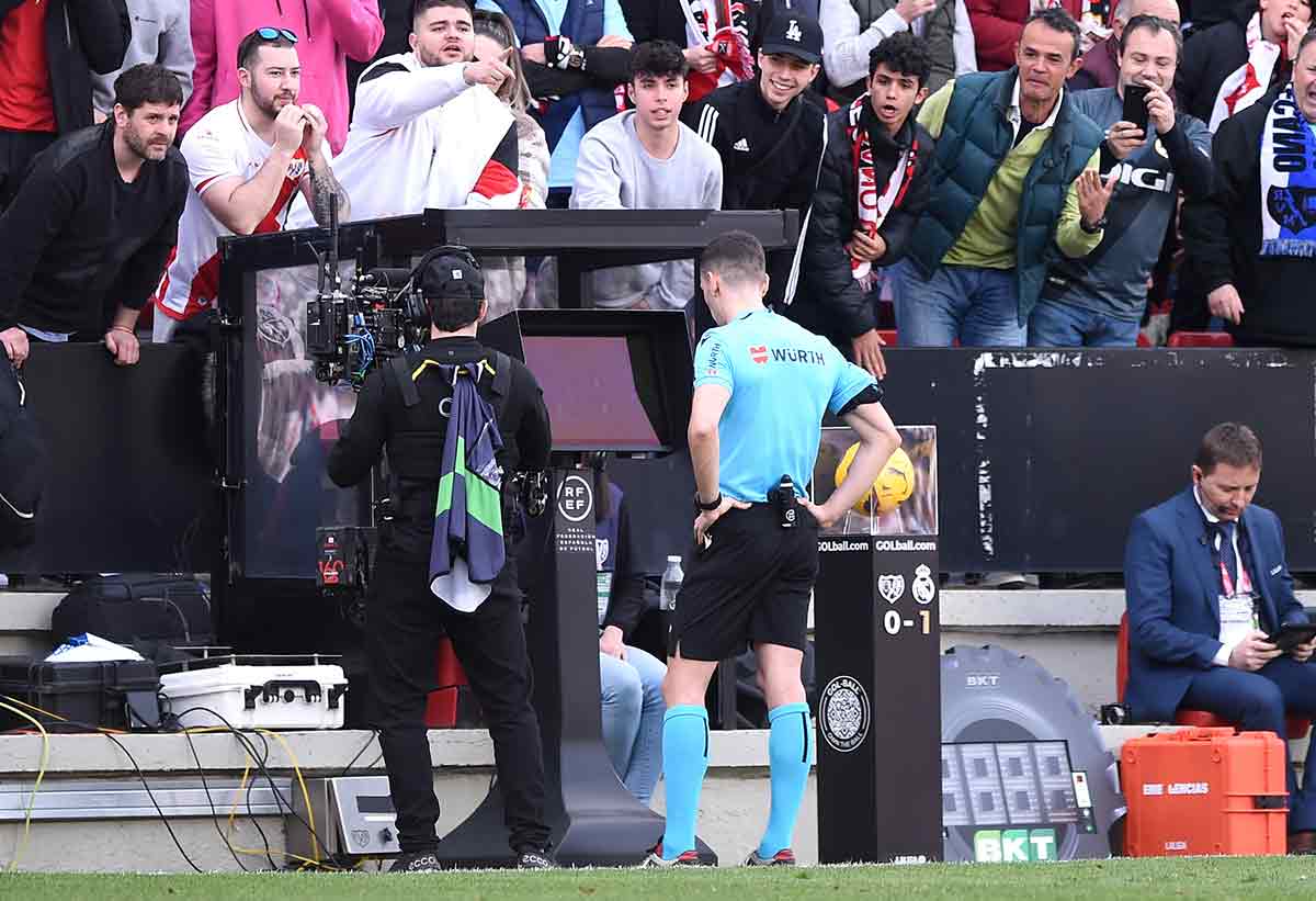 Muñiz Ruiz en el Rayo, 1 - Real Madrid, 1