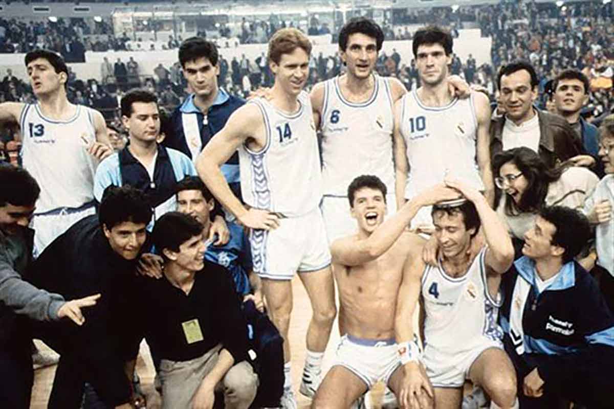 Petrovic: 35 años de la Recopa de los 62 puntos