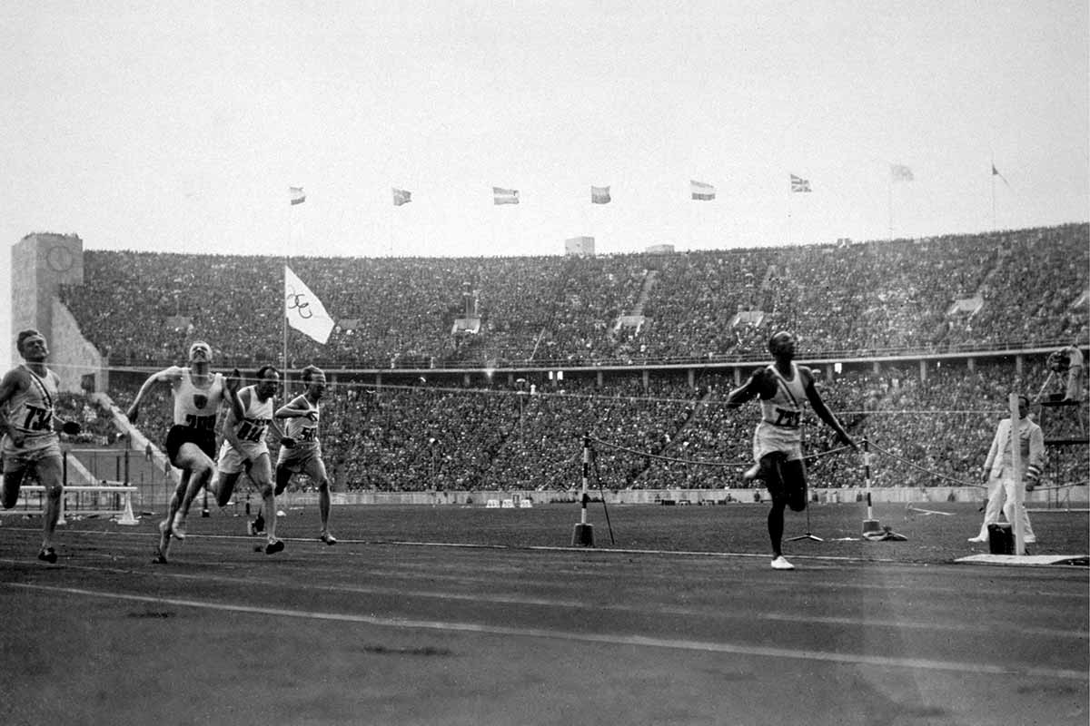 Y Jesse Owens se acercó a don Paco Gento