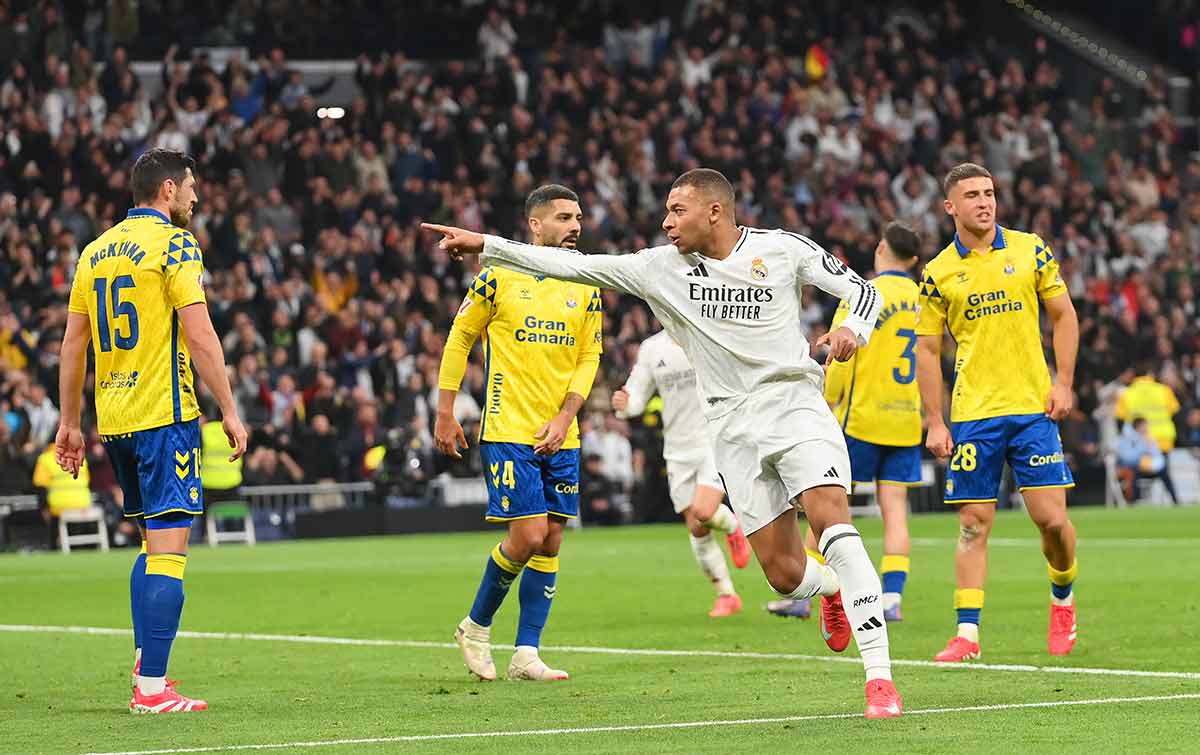 4-1: Mbappé, dios del fútbol