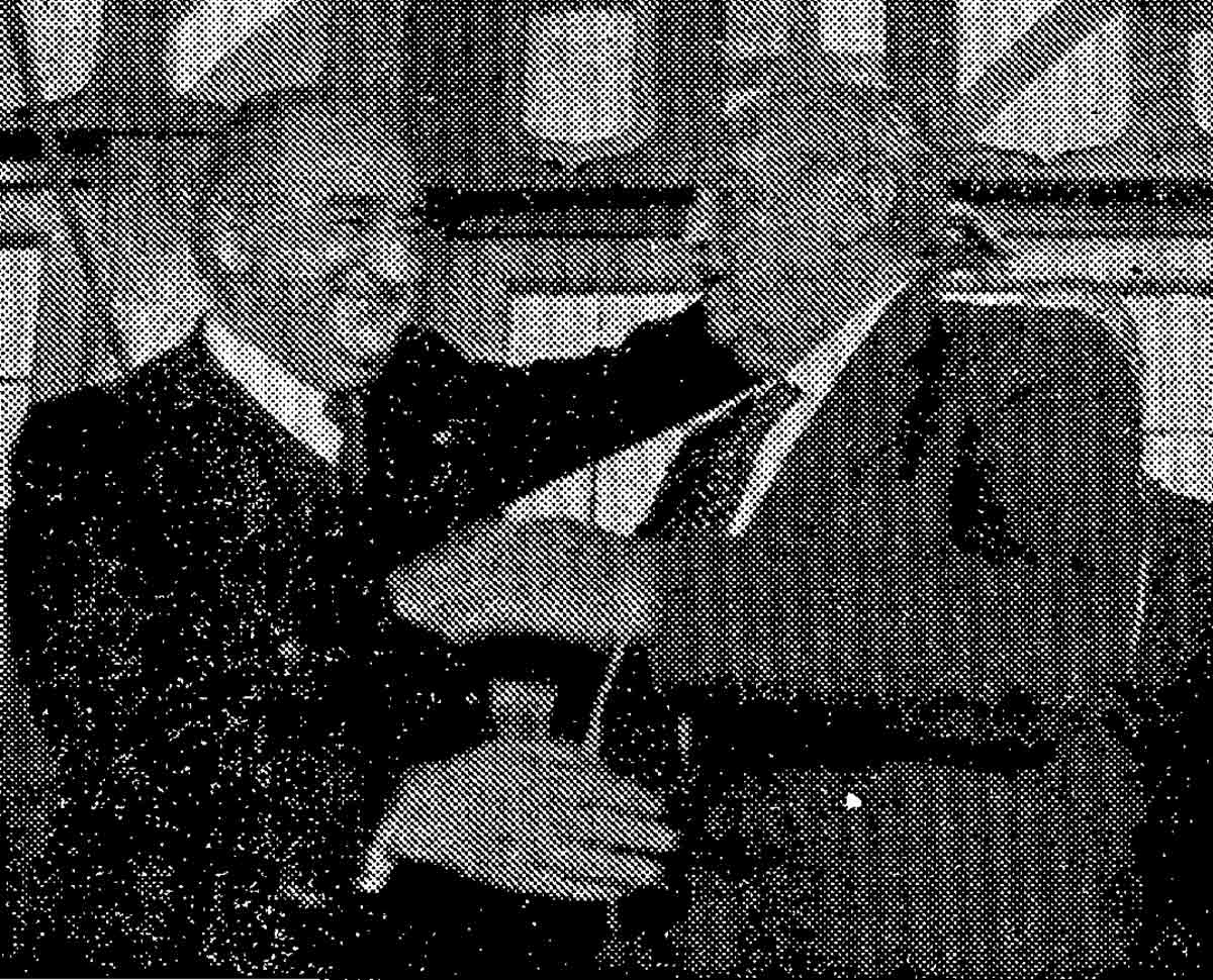Cuando Jesús Gil premió a Santiago Bernabéu