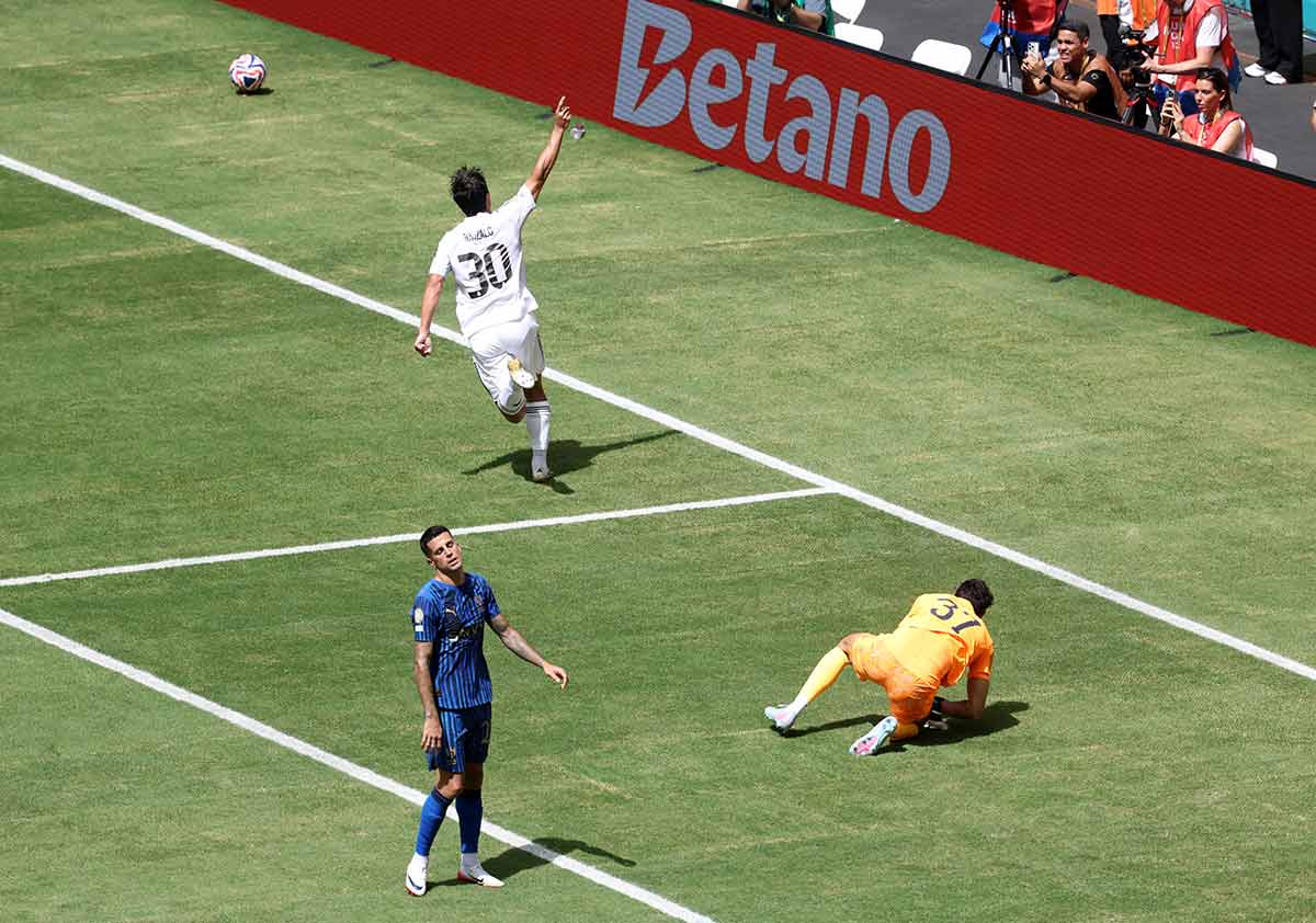1-1: El Madrid no afina en su debut mundialista