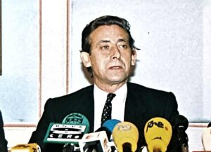 Cuando Alfonso Ussía quiso ser presidente del Real Madrid