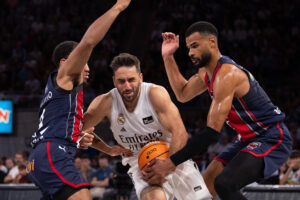 El Madrid pierde mucho y raro